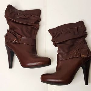 Women NWOT Gianni Bini leather boots